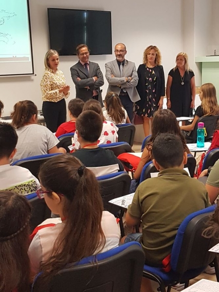Alumnos del AVE Maria de Albolote en el Aula Metro (JUNTA) 