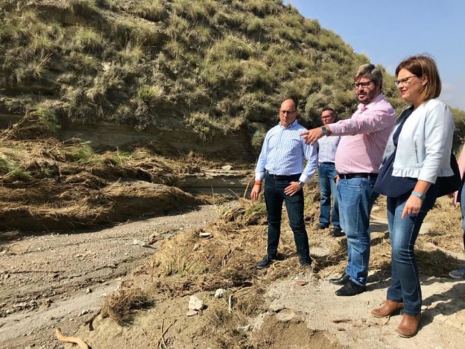 Fernando Serrano y Fran Hervías visitan la zona afectada por la DANA en Baza (CS BAZA)