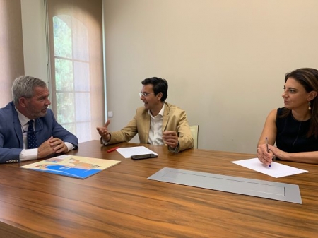 El presidente de la autoridad portuaria, José Garcia Fuentes se ha reunido con Francisco Cuenca (PSOE)