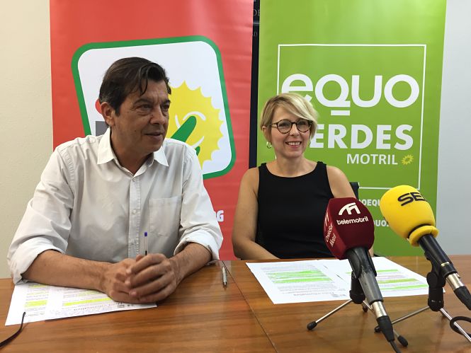 José Llorente e Inma Omiste en rueda de prensa (IU-EQUO) 