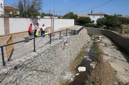 El alcalde Alhendín ha visitado las obras (AYTO. ALHENDÍN)