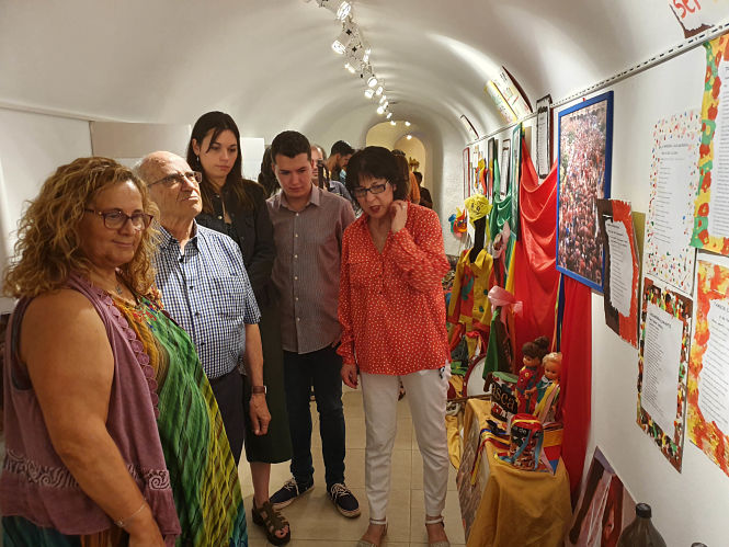 Numeroso público ha visitado la expocisión (AYTO. GUADIX)