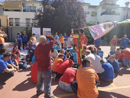 El Cascamorras de esta edición, Antonio Vera, hace la jura de bandera en la sede de GranaDown (HERMANDAD DEL CASCAMORRAS)