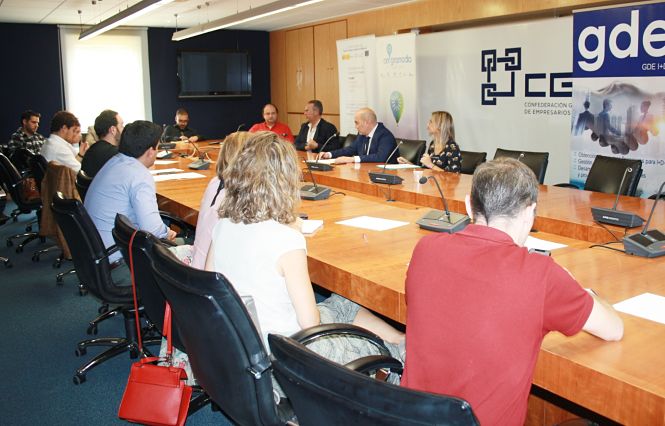 Momento del Hackathon (ONGRANADA) 