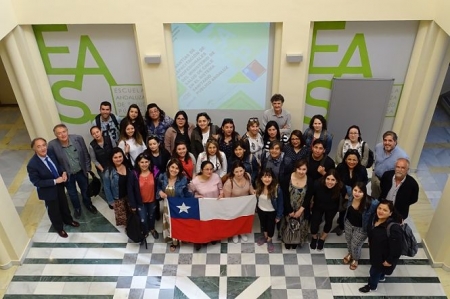 Primer grupo de profesionales de Atención Primaria de Chile junto al profesorado en la EASP (EASP) 