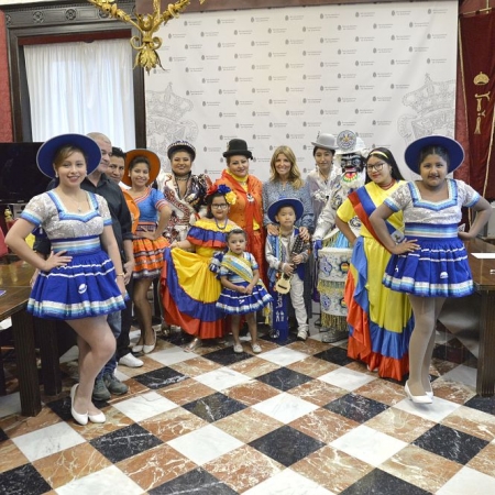 Presentación del desfile del Dia de la Hispanidad (AYTO. GRANADA)