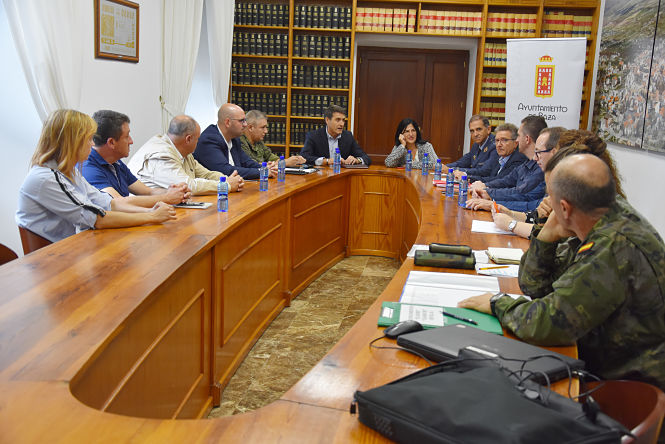 Reunión en el Ayuntamiento de Baza (AYTO. BAZA)