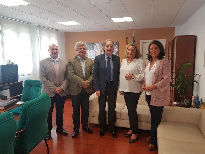 El Delgado de Salud, Indalecio Sánchez-Montesinos ha visitado Almuñécar (AYTO. ALMUÑÉCAR)