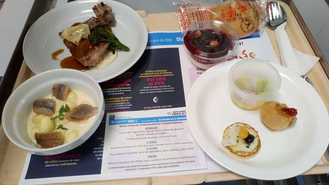 Menú especial del Hospital Virgen de Las Nieves (JUNTA)