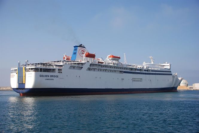 Crucero Golden Bridge (PUERTO DE MOTRIL)