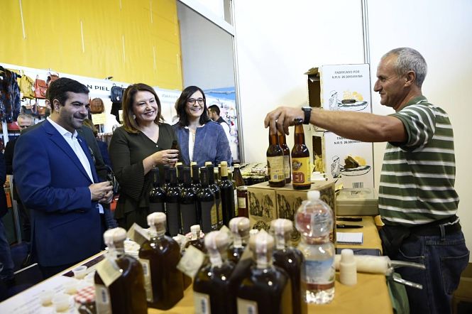 La Consejera de Agricultura, Carmen Crespo ha visitado la Feria Agroganadera (PP-A) 