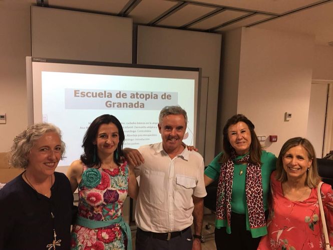 Profesionales de la unidad de Dermatologia del Hospital Virgen de las Nieves (JUNTA) 