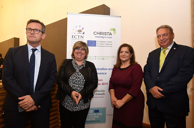 Conferencia sobre turismo celebrada en Granada (R. MARTÍNEZ / DIPGRA)