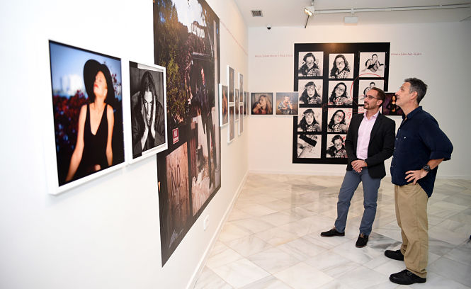 Inaguración de la expocisión de Santiago Bueno (J. GROSSO / DIPGRA)