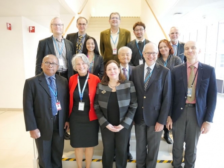 Foto de familia de los participantes (UGR) 