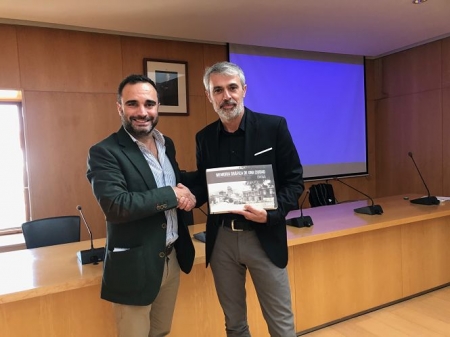 Presentación del Álbum de fotos históricas de Órgiva (AYTO. ÓRGIVA) Presentación del Álbum de fotos históricas de Órgiva (AYTO. ÓRGIVA)