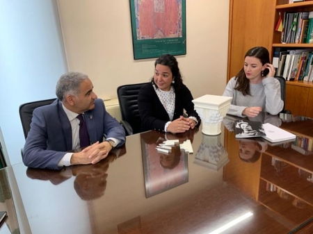 El Delegado de Educación, Antonio Jesús Castillo ha recibido a las galardonadas (JUNTA)