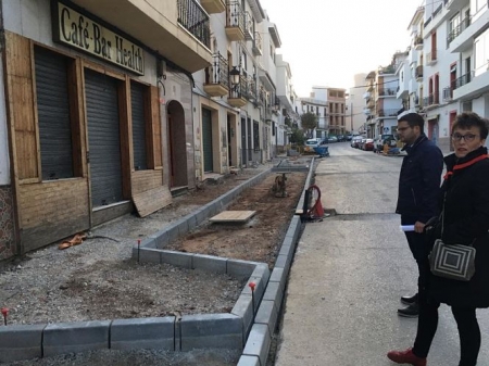Miembros del PSOE han visitado las obras (PSOE LANJARÓN)