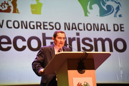José Entrena durante las jornadas de ecoturismo (J. GROSSO / DIPGRA)