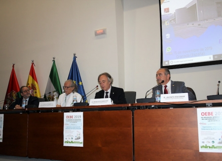 El delegado de Salud ha inaugurado el encuentro de enfermería (HUSC) 