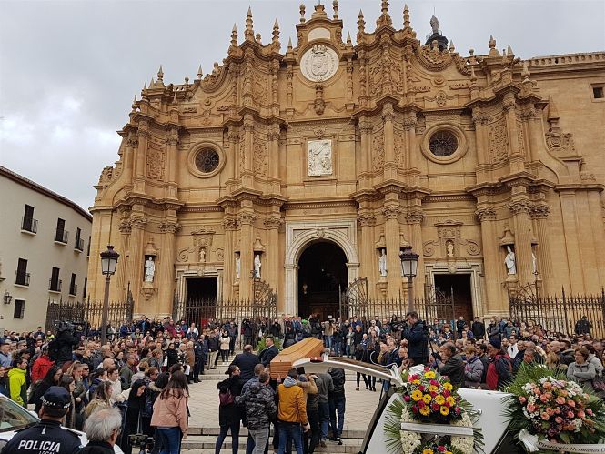 El sepelio tuvo lugar en la Catedral de Guadix