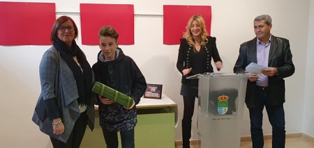 Entrega de premiosd el certamen (AYTO. CÚLLAR VEGA)