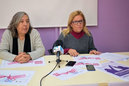 La asesora jurídica del centro de la Mujer, Rosario del Moral y la Concejala de igualdad, Mari Carmen Calderay en rueda de prensa (AYTO. ALBOLOTE) La asesora jurídica del centro de la Mujer, Rosario del Moral y la Concejala de igualdad, Mari Carmen Calderay en rueda de prensa (AYTO. ALBOLOTE)