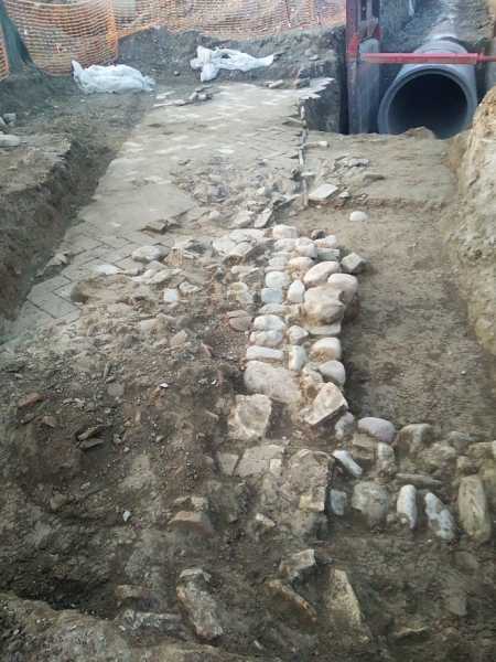 Restos encontrados en Vegas del Genil (AYTO. VEGAS DEL GENIL) Restos encontrados en Vegas del Genil (AYTO. VEGAS DEL GENIL)