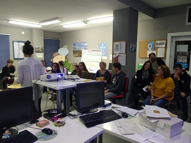 Taller celebrado en Monachil (AYTO. MONACHIL) 