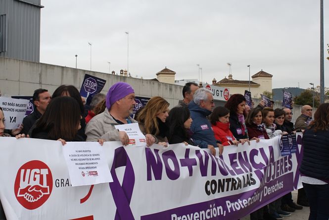 Concentración sindical contra la violencia de género (UGT)
