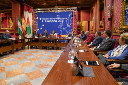Mesa de debate en el Ayuntamiento de Granada (AYTO. GRANADA) 