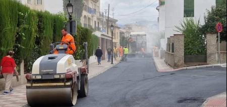 Arreglos en una calle de Cúllar Vega (AYTO. CÚLLAR VEGA)