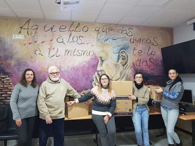 Campaña solidaria en `Calor y Café` (LANJARÓN MIRA AL MUNDO)