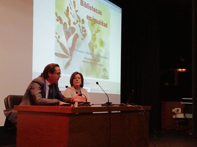 Mesa inaugural del encuentro de bibliotecarios (JUNTA)