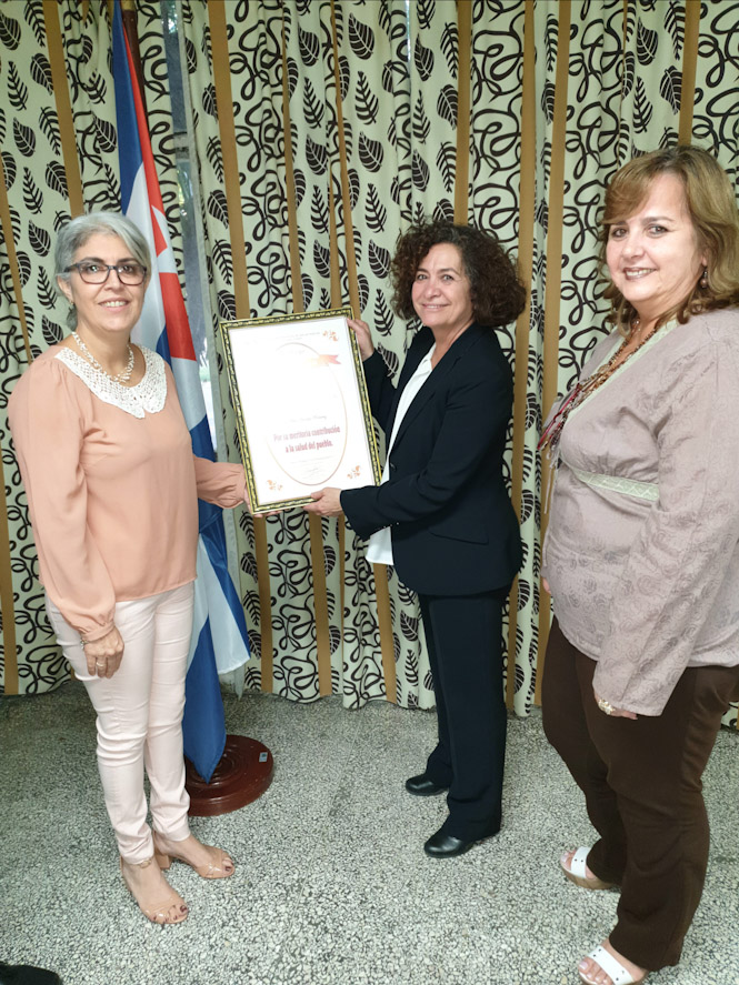 Pilar Aranda ha encabezado a la delegación universitaria en Cuba (UGR) 