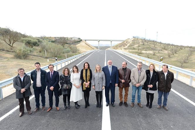 inauguración de la variante de Moraleda de Zafayona, en la que ha estado presente la consejera de Fomento, Marifrán Carazo (JUNTA DE ANDALUCÍA) 
