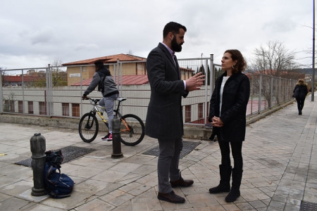Jesus Fernández y Ana Villaverde han visitado el IES Veleta (ADELANTE)