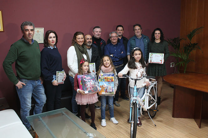 Entrega de premios del Concurso de Duibujo (GRUPO LA CAÑA)