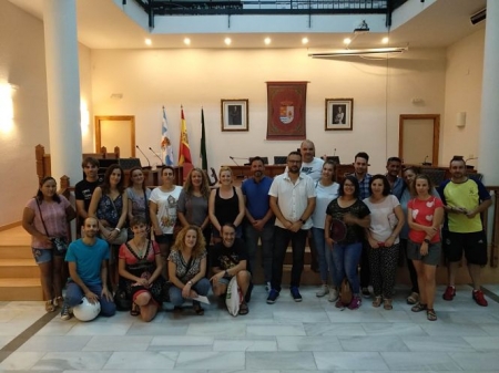 Integrantes del grupo de Voluntarios de Protección Animal de Vegas del Genil (AYTO. VEGAS DEL GENIL)
