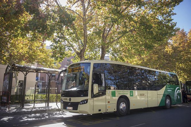 Autobús del Consorcio de Transporte Metropolitano de Granada -(JUNTA DE ANDALUCÍA) 