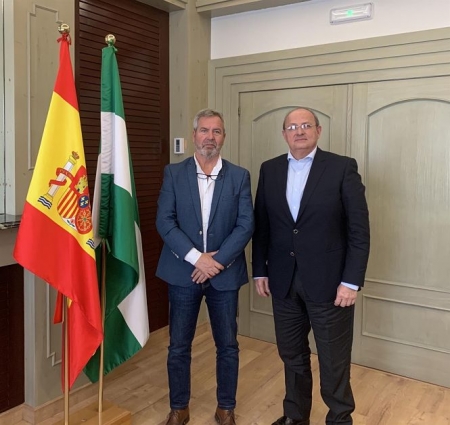 El presidente del puerto de Motril y Melilla, José García Fuentes y Víctor Gamero (AUTORIDAD PORTUARIA DE MOTRIL) 