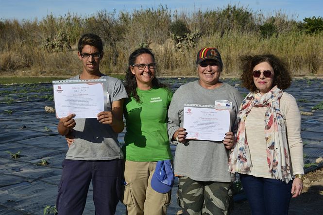 Imagen de algunos de los formados en agricultura ecológica por Cáritas Diocesana de Granada en Motril (CÁRITAS DIOCESANA)