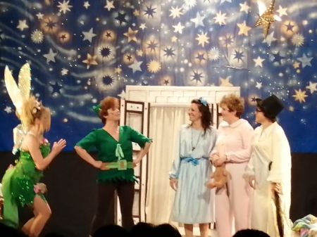 Momento de la representación de `Peter Pan` (AYTO. HUÉTOR TÁJAR)