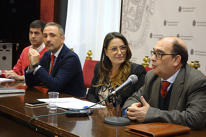 Presentación del III Simposio de Semana Santa (JAVIER ALGARRA)