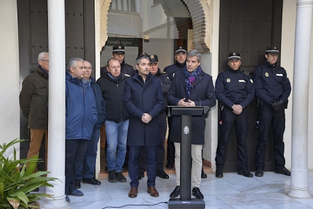 Presentación de la Policía de barrio (JAVIER ALGARRA)