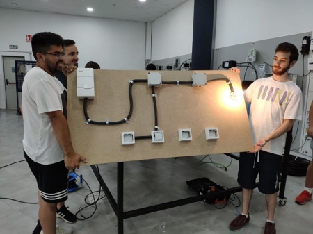 Curso de instalador de alarmas (CÁMARA GRANADA) 