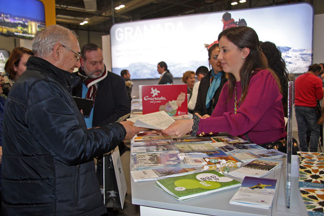 Stand de Diputación en Fitur (DIPGRA)