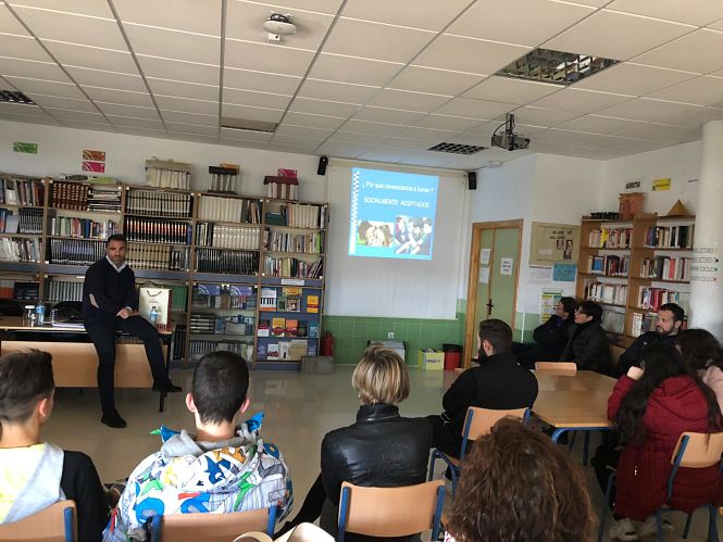 Jornada en el IES `Los Cahorros` (AYTO. MONACHIL)