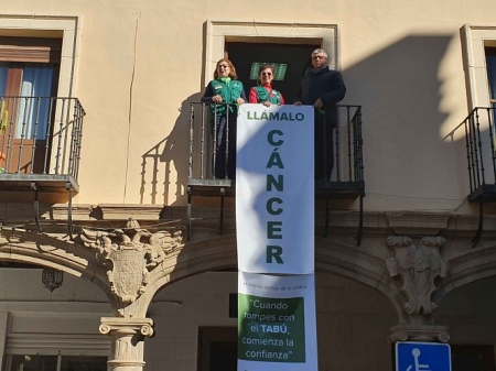 Imagen de la pancarta en dependencias municipales (AYTO. GUADIX) Imagen de la pancarta en dependencias municipales (AYTO. GUADIX)