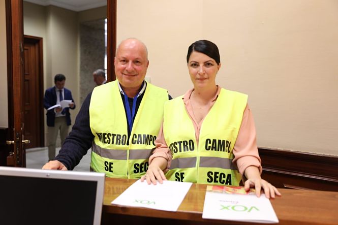 Macarena Olona y Manuel Martín (VOX)